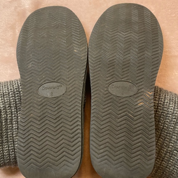 Knit BearPaw Boots - Picture 4 of 6